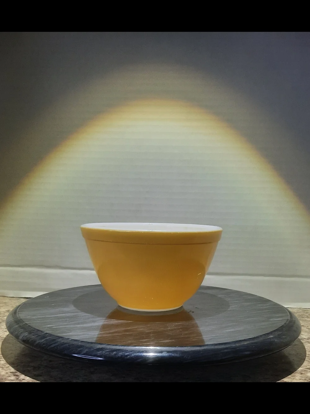 Pyrex Butter Yellow 401 Mixing Bowl - NOT Verde Yellow